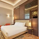 Ξενοδοχείο Doubletree By Hilton 4*