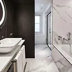 Doubletree By Hilton Ξενοδοχείο