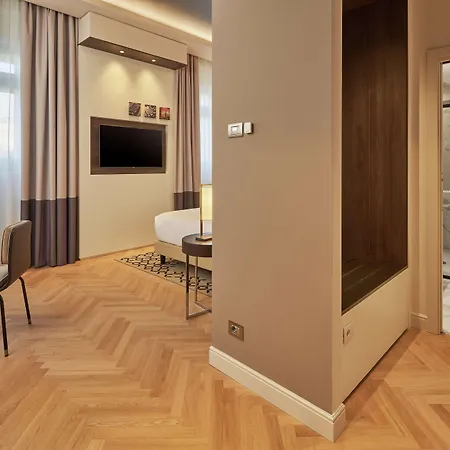 Ξενοδοχείο Doubletree By Hilton 4*
