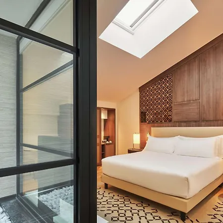 Hotel Doubletree By Hilton Trieste