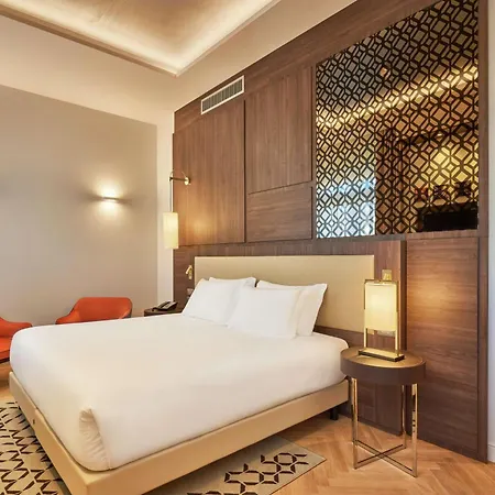 酒店 Doubletree By Hilton 4*