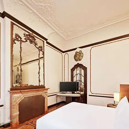 Doubletree By Hilton Hotel Triëst