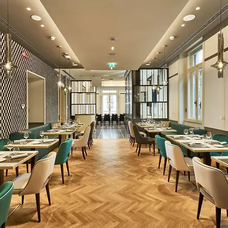 Ξενοδοχείο Doubletree By Hilton