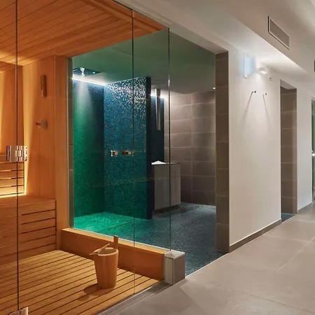 Hotel Doubletree By Hilton Trieste