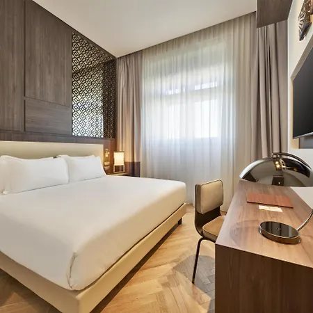 Doubletree By Hilton מלון