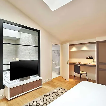 Doubletree By Hilton