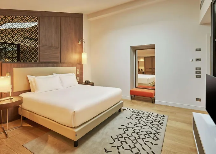 Hotell Doubletree By Hilton Trieste