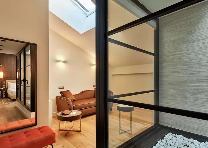 Doubletree By Hilton Hotel