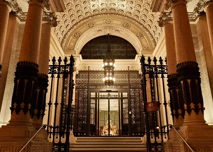 Doubletree By Hilton