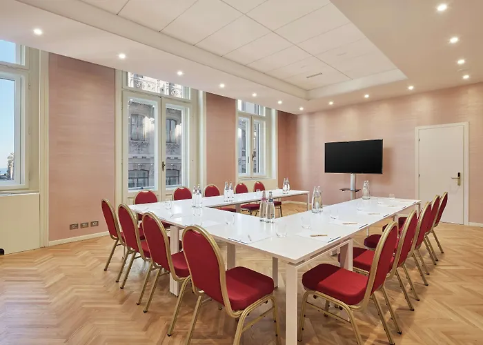 Doubletree By Hilton Hotell 4*