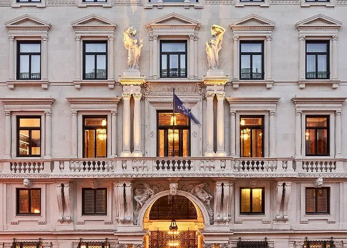 Doubletree By Hilton Hotell 4*